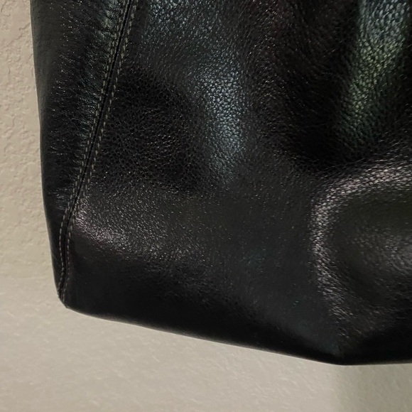 Coach Madison Timeless Black Pebble Leather Shoulder Bag With Hang Tag 14”L - Picture 15 of 16